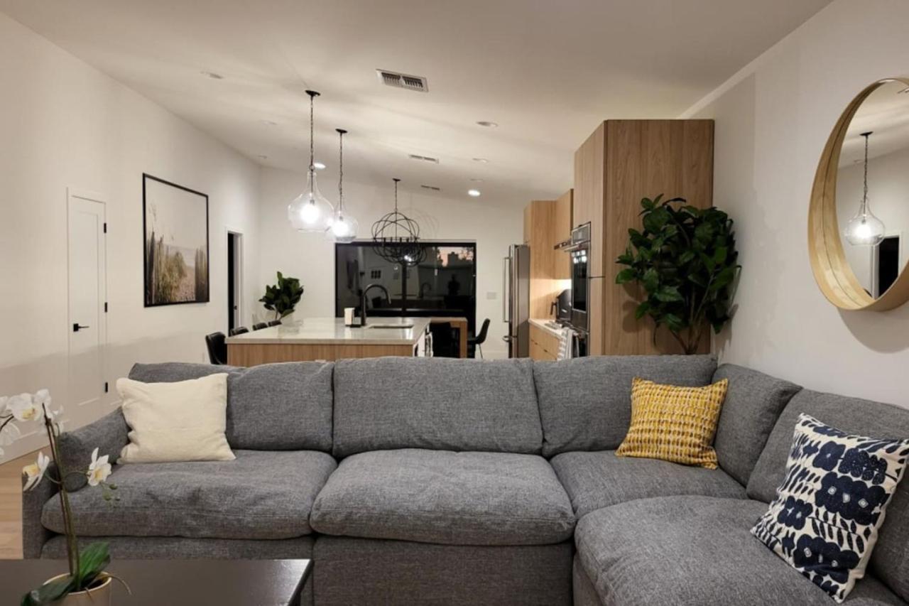Modern Living In Phx Heated Pool Arizona Charm Holiday home *