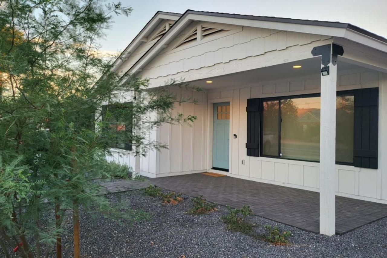 Modern Living In Phx Heated Pool Arizona Charm Holiday home *