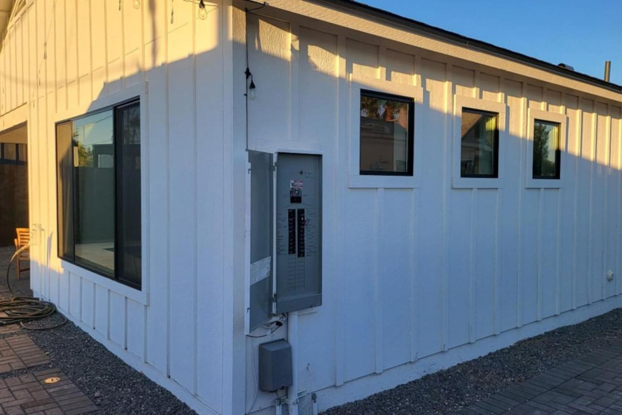 Modern Living In Phx Heated Pool Arizona Charm Holiday home *