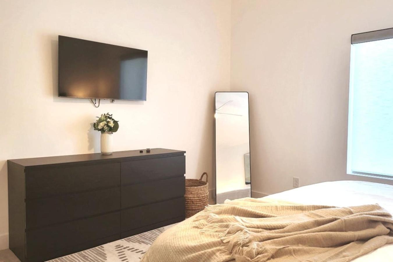 Modern Living In Phx Heated Pool Arizona Charm Holiday home