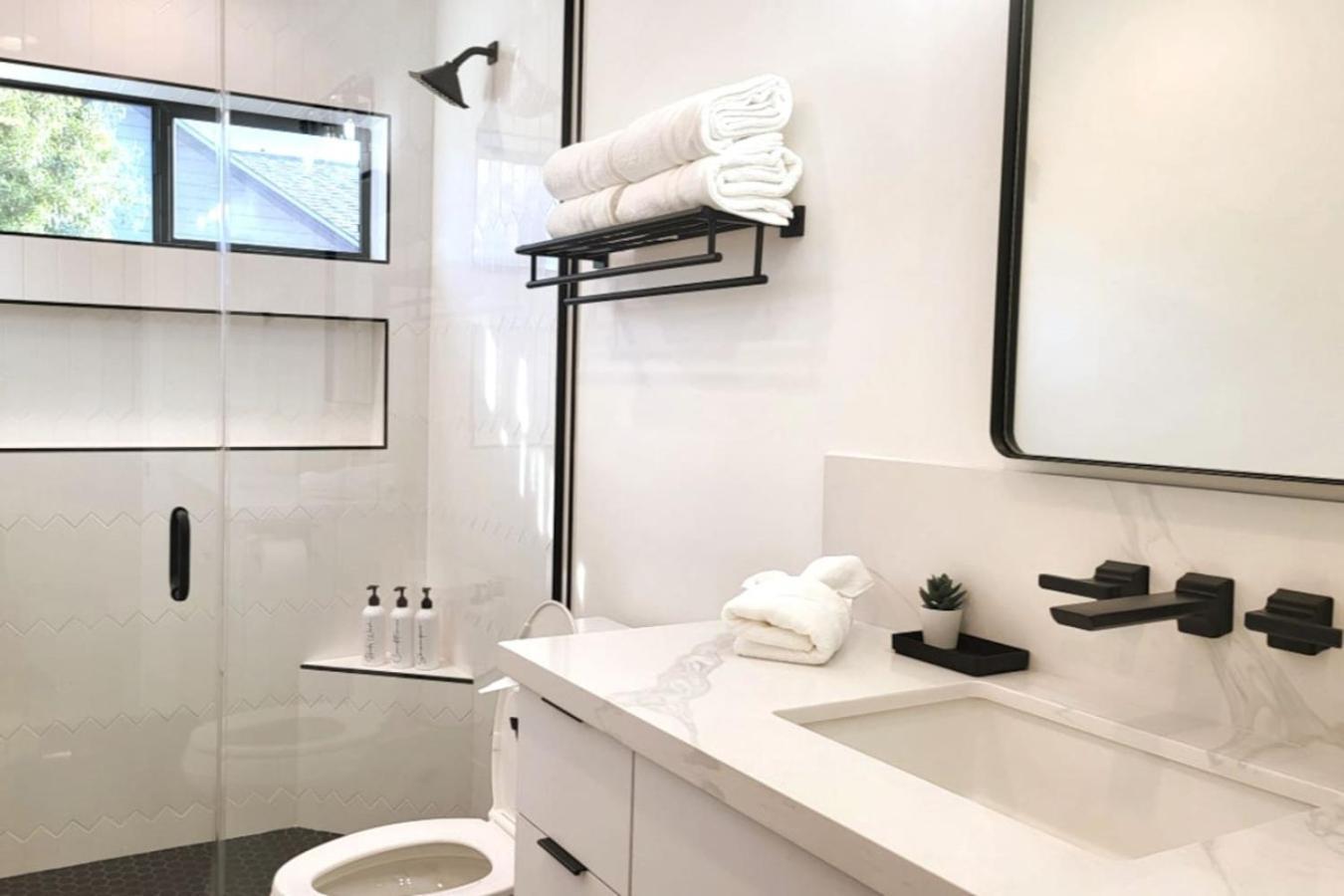 Modern Living In Phx Heated Pool Arizona Charm *