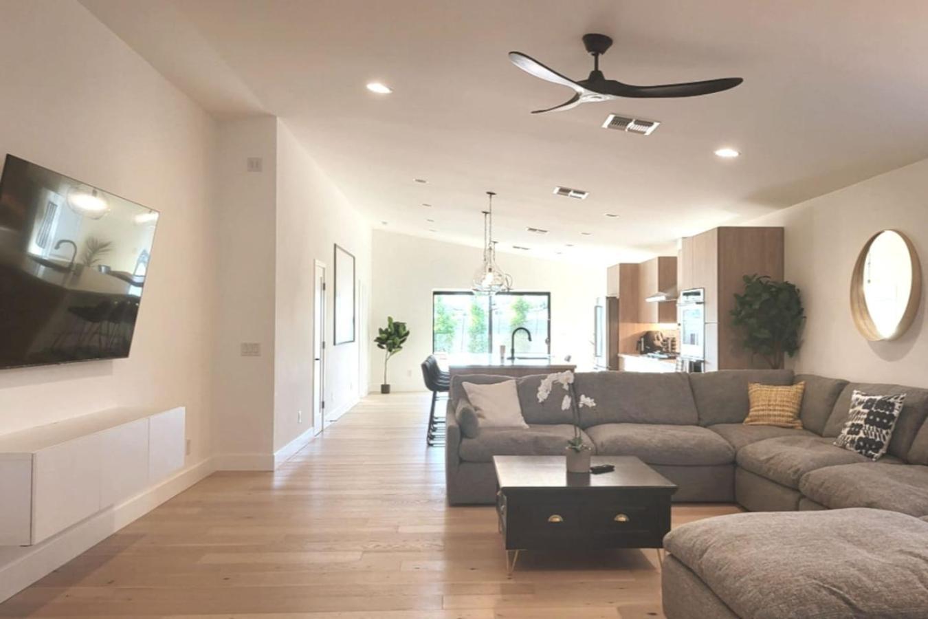 Holiday home Modern Living In Phx Heated Pool Arizona Charm