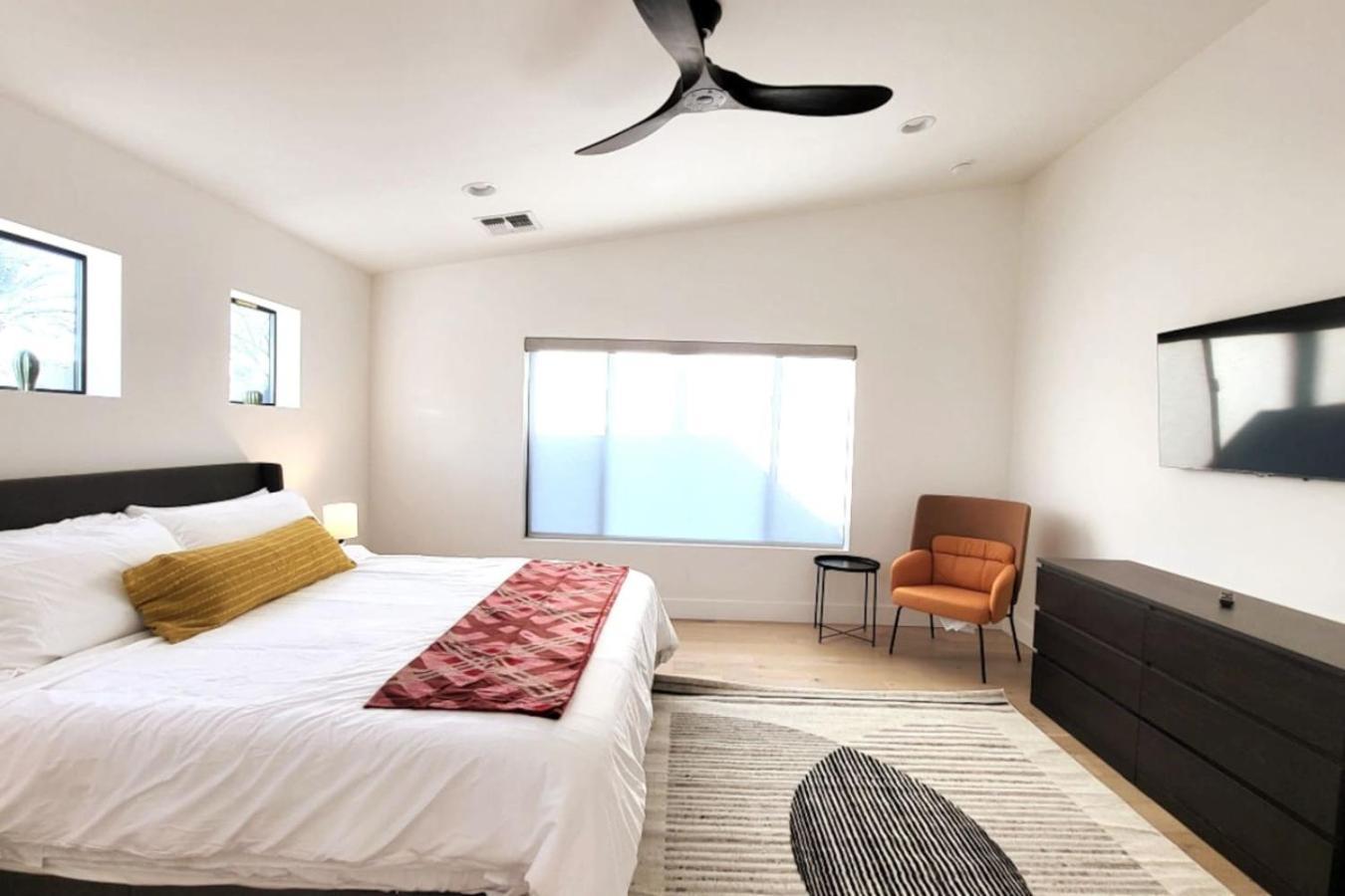 Modern Living In Phx Heated Pool Arizona Charm *
