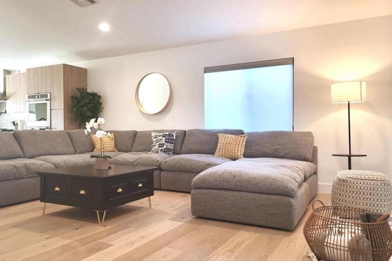 Modern Living In Phx Heated Pool Arizona Charm